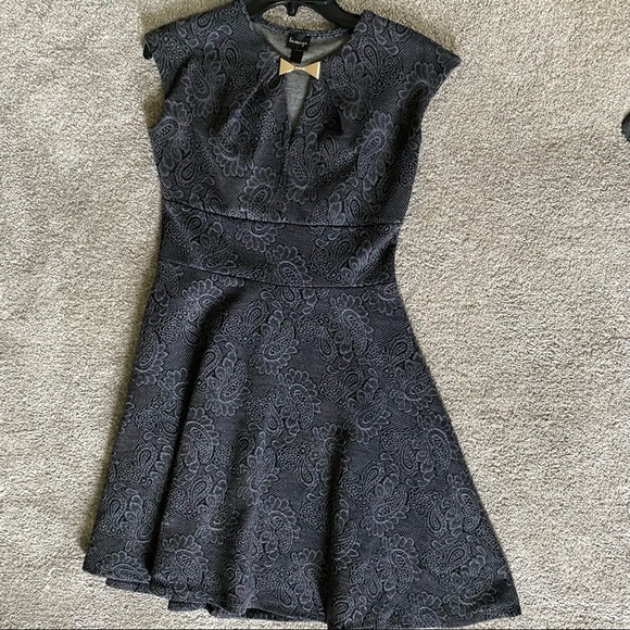 🔵 Gray Cap Sleeve Dress Size S - Picture 6 of 9